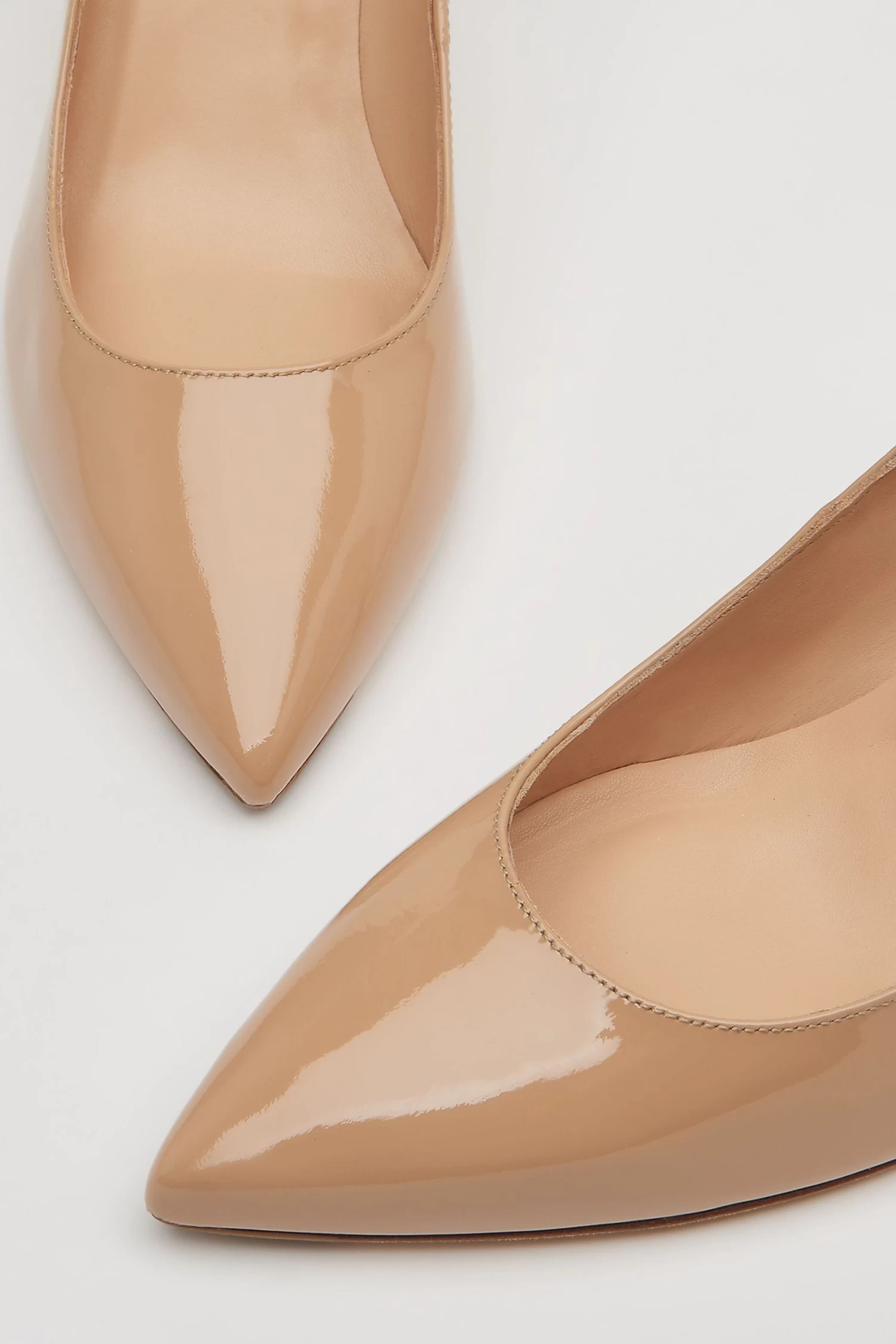 LK Bennett Floret Patent Leather Pointed Toe Courts 4 LK Bennett Floret Patent Leather Pointed Toe Courts - Image 4