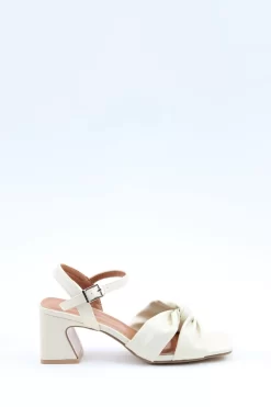Heavenly Feet Ladies White Heeled Comfort Sandals