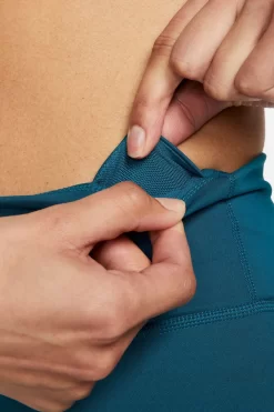 Nike One Luxe Mid Rise Leggings 8 Nike One Luxe Mid Rise Leggings -Roman Store 670245s4 scaled