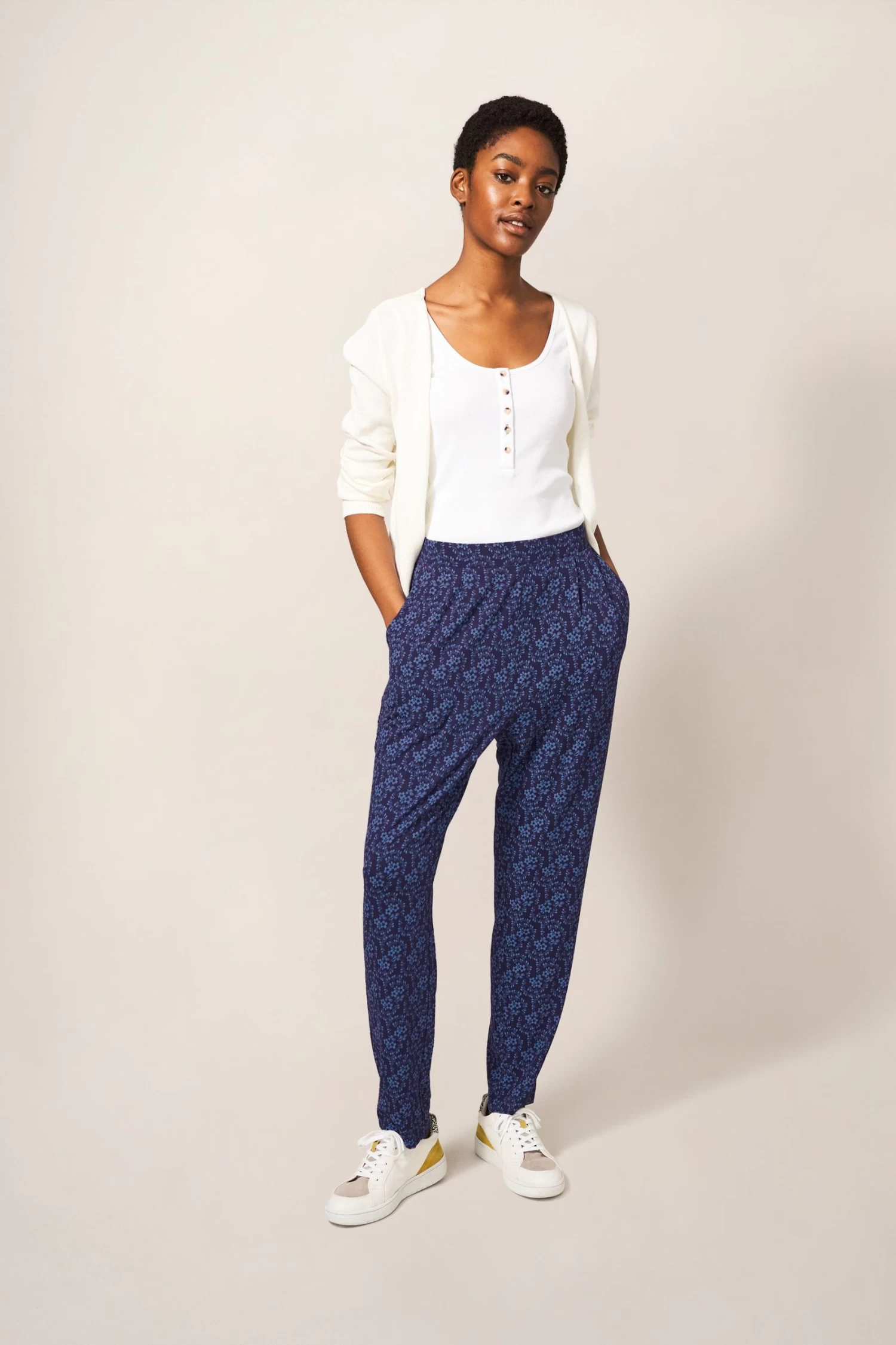 White Stuff Blue Maison Eco Vero Jersey Trousers 3 White Stuff Blue Maison Eco Vero Jersey Trousers - Image 3