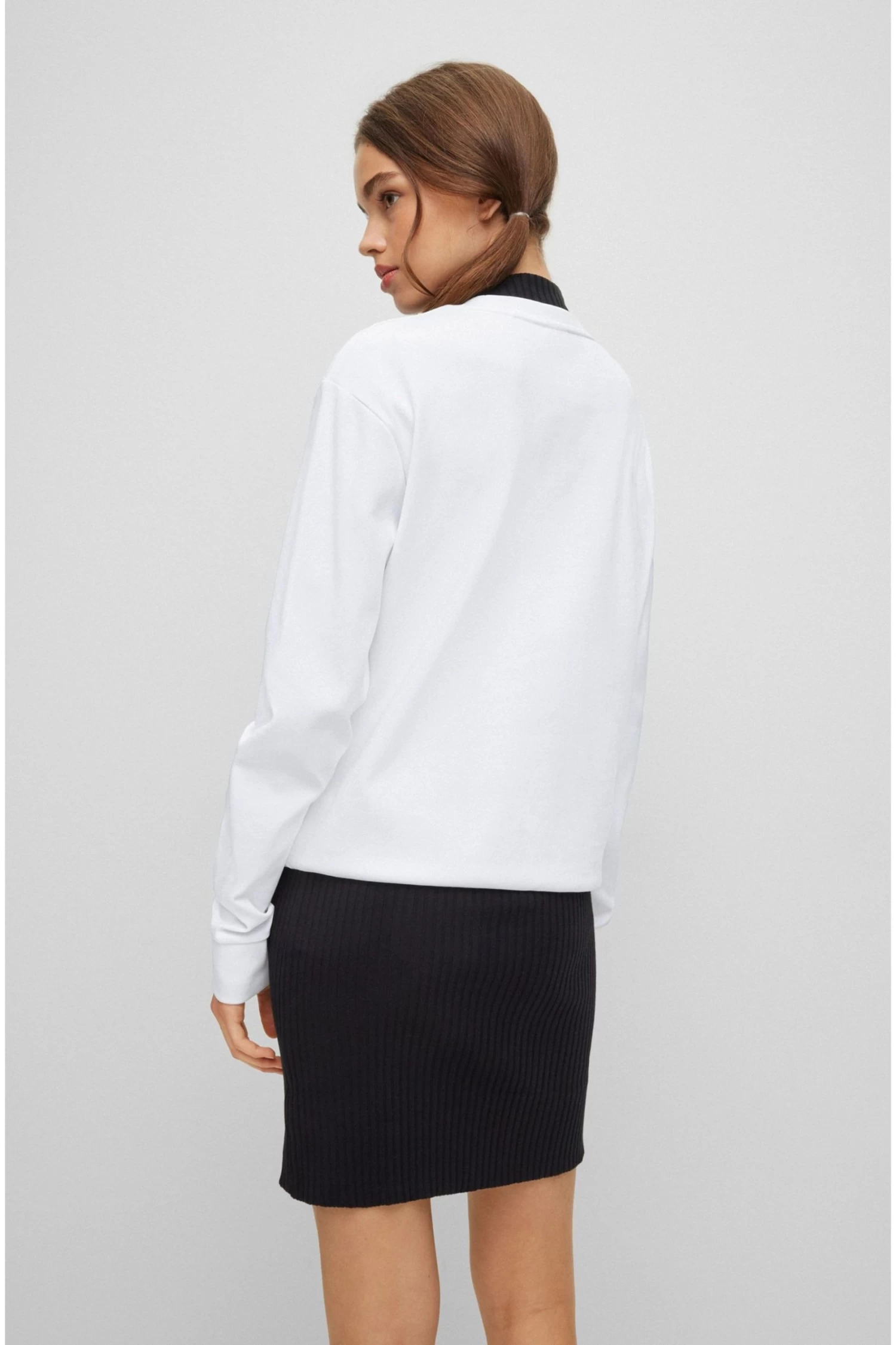 HUGO White Sweatshirt 3 HUGO White Sweatshirt - Image 3