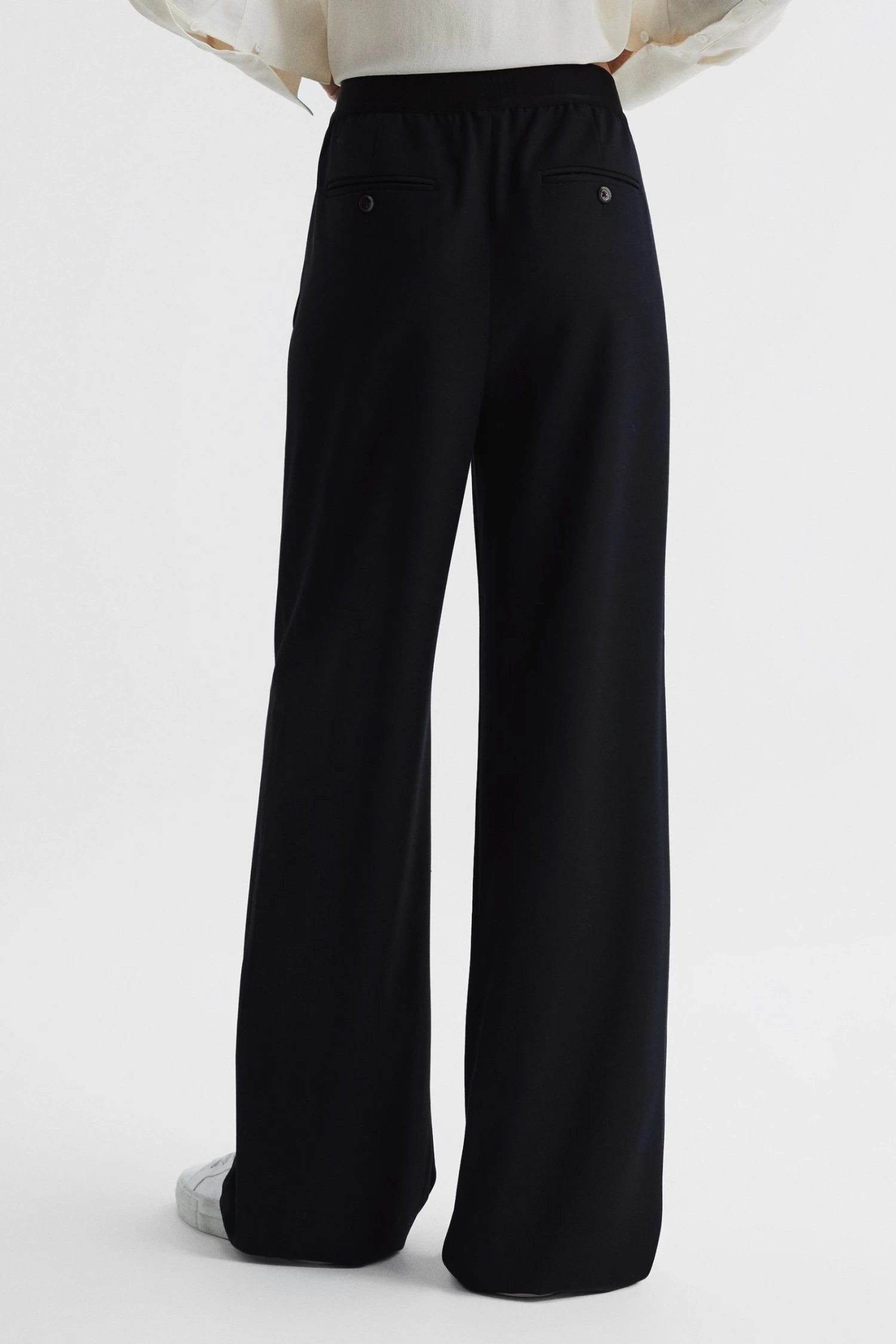 Reiss Lena Logo Pull On Wide Leg Trousers 5 Reiss Lena Logo Pull On Wide Leg Trousers - Image 5