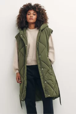 Roman Store 9 Nobody's Child Green Caroline Longline Diamond Quilted Puffer Gilet