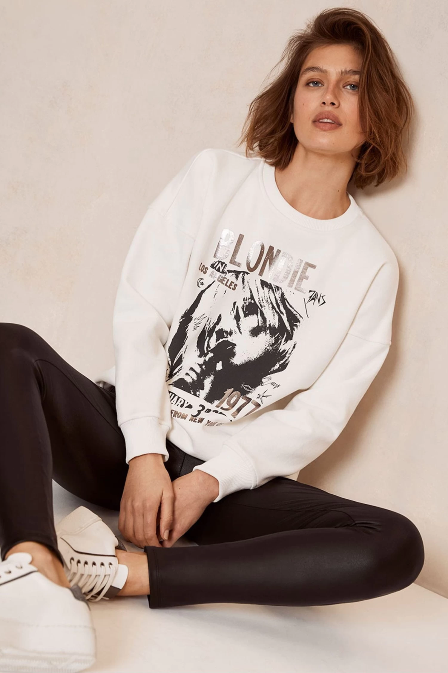 Mint Velvet White Blondie Sweatshirt 2 Mint Velvet White Blondie Sweatshirt - Image 2