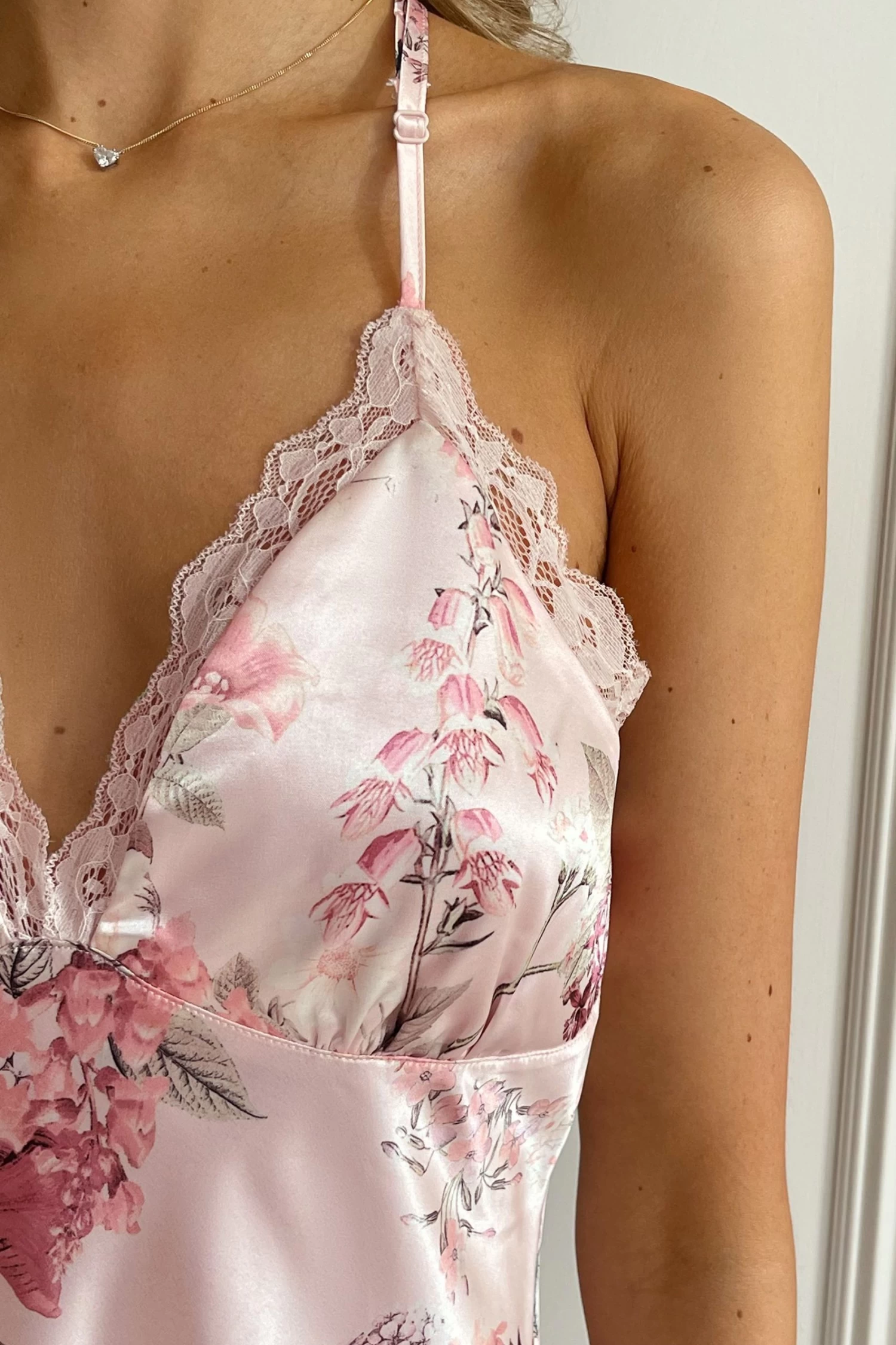 Lipsy Satin Lace Chemise Slip 4 Lipsy Satin Lace Chemise Slip - Image 4