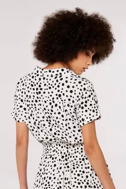 Apricot Painterly Dot Smock Midi Dress -Roman Store Q37224s4 scaled