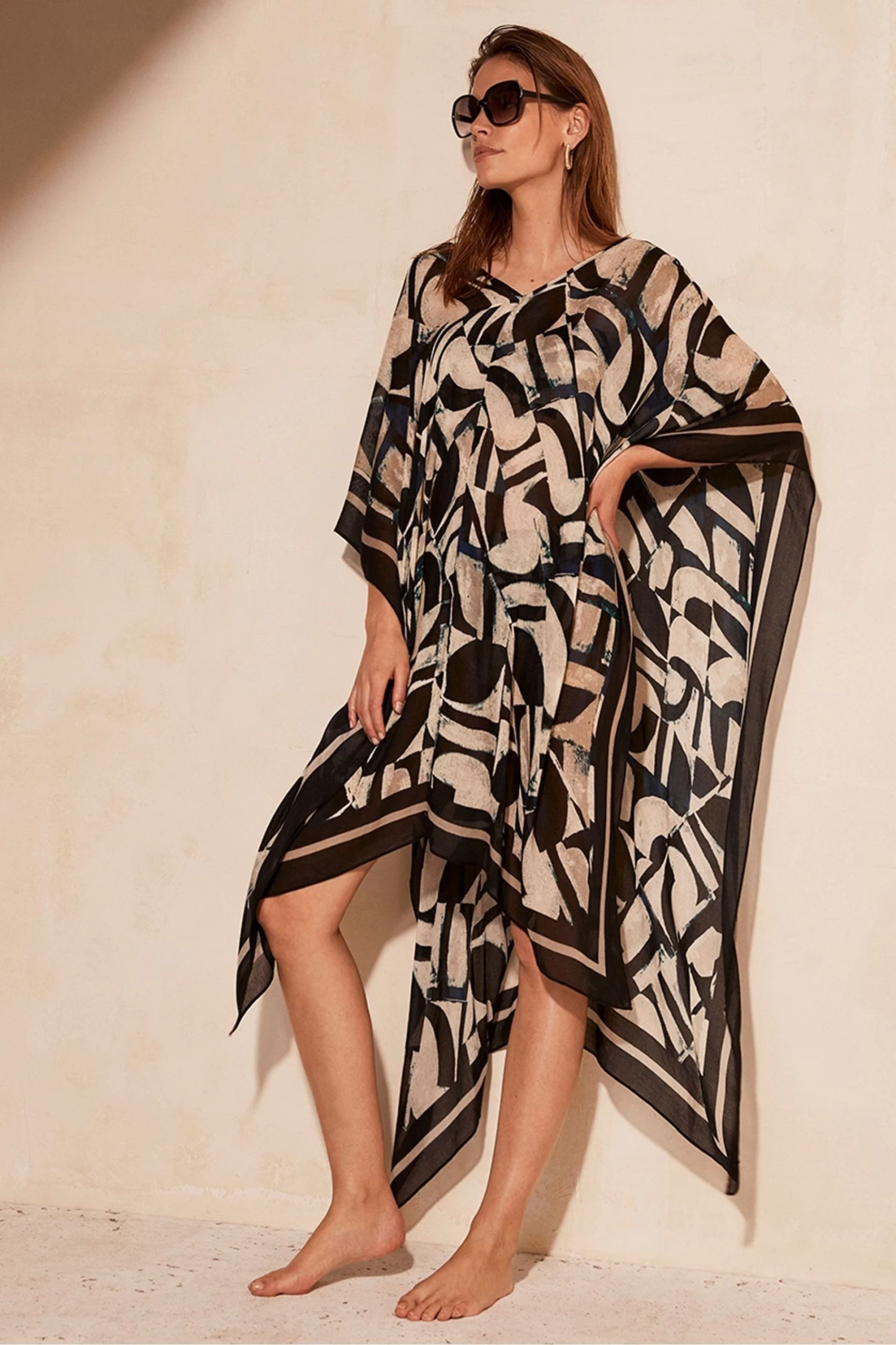 Mint Velvet Kimora Print V-Neck Kaftan 2 Mint Velvet Kimora Print V-Neck Kaftan - Image 2