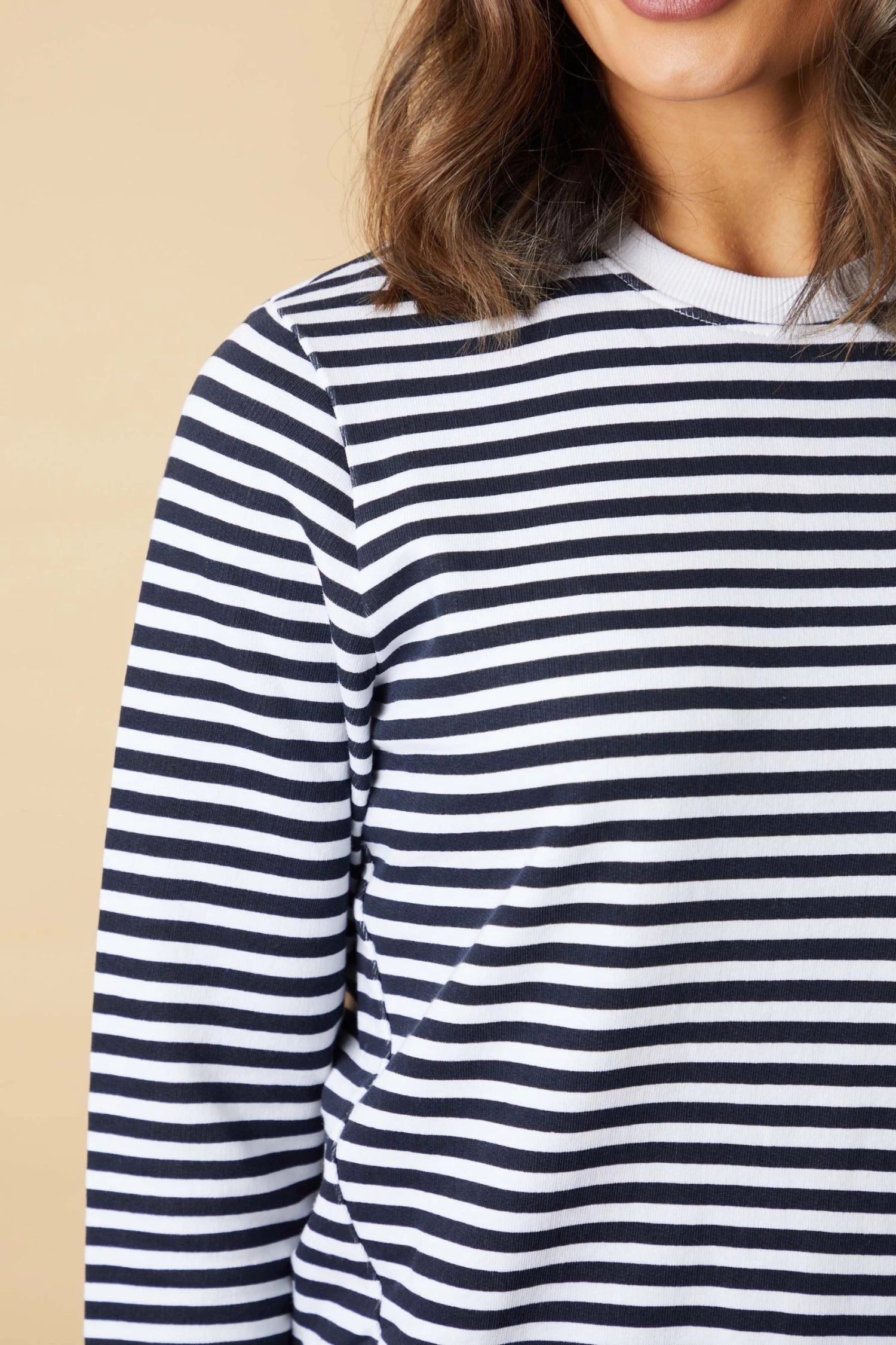 Lakeland Leather Chelsea Striped White Sweatshirt 5 Lakeland Leather Chelsea Striped White Sweatshirt - Image 5